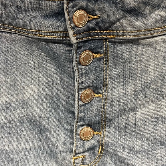 Time and Tru Blue Boyfriend Jeans Distressed Style - Picture 4 of 7